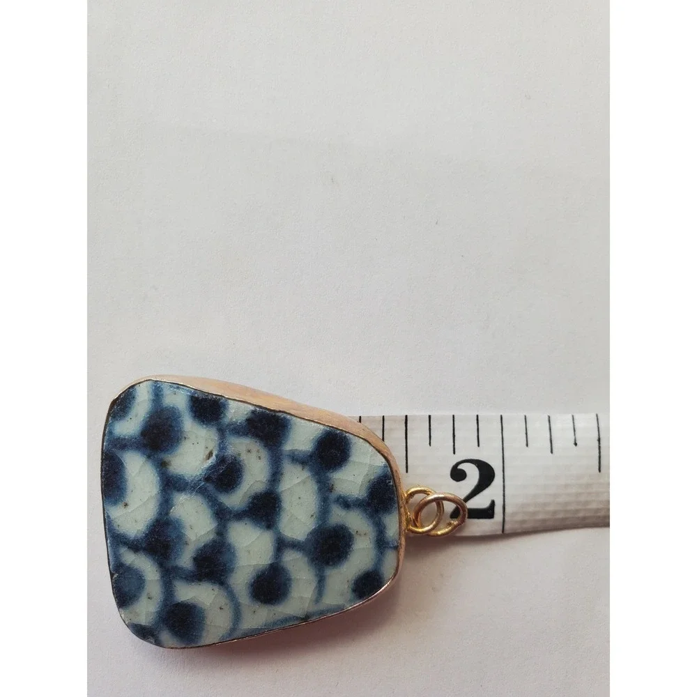 Vintage Repurposed Blue & White Pottery Shard Jewelry Pendant‎ Ming Chinoiserie